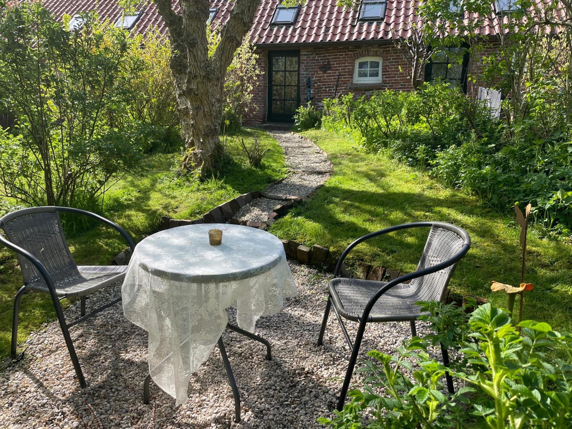 Ferienhof Spiegelhaus Krummhörn Exterior foto